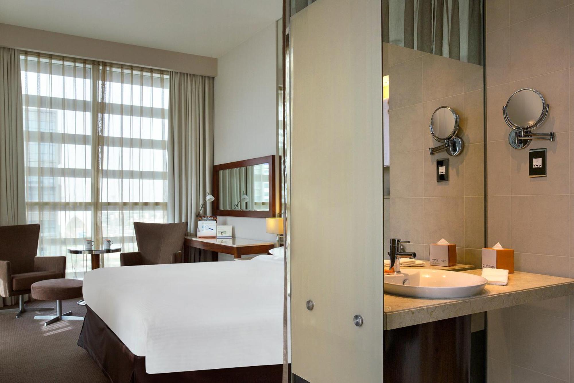 Centro Yas Island-By Rotana Hotel Abu Dhabi Room photo